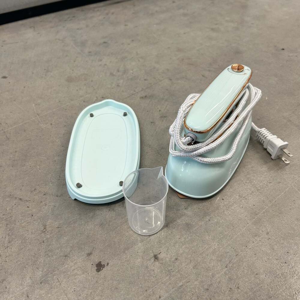 Portable 180° Rotatable Mini Steam Iron with Temperature.